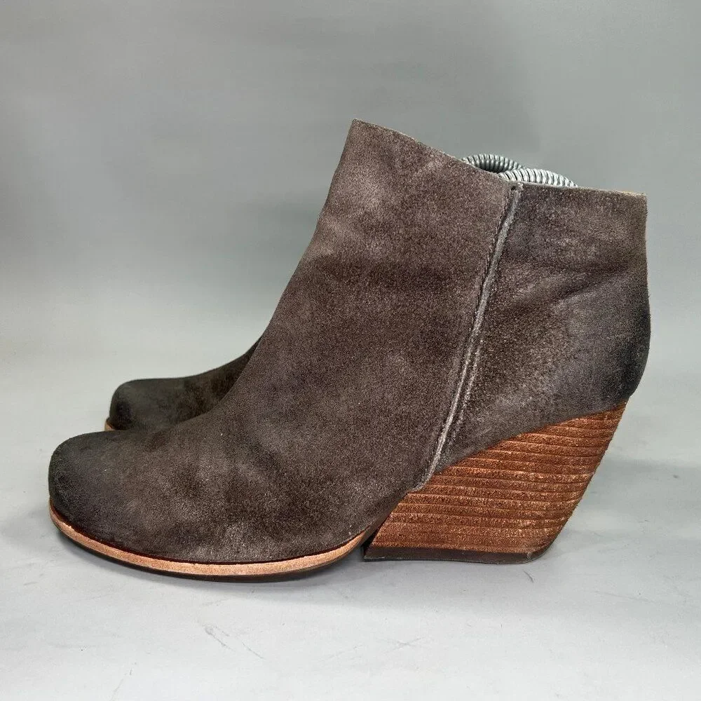 Kork-Ease Natalya Ankle Booties Women's 8 Taupe Suede Leather Wedge Ankle‎ Boots